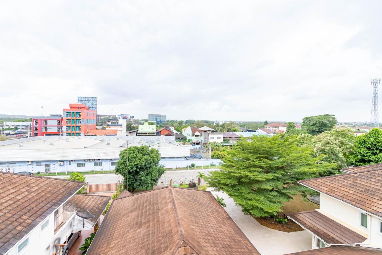 Central View Hostel Hat Yai Buitenkant foto